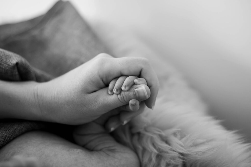 hands, infant, child, family, happy mothers day, love, friendship, mother, mom, mum, black and white-6831944.jpg